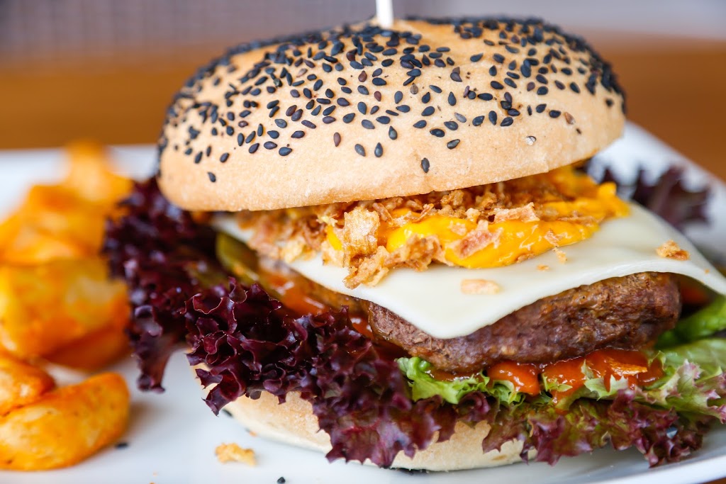 Amrum Beach Club — Comida y bebida