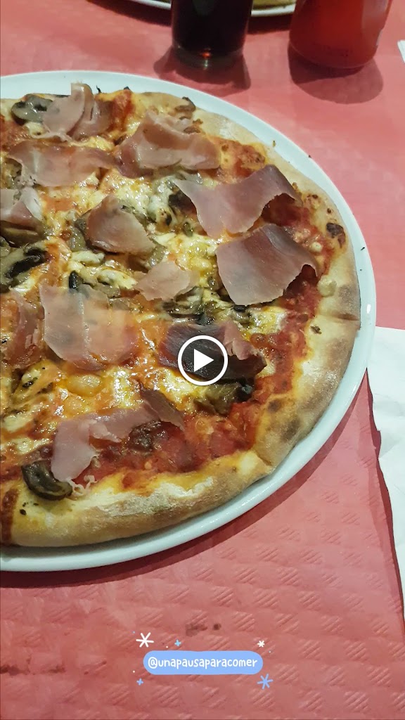 Pizzeria Ferrari — Videos