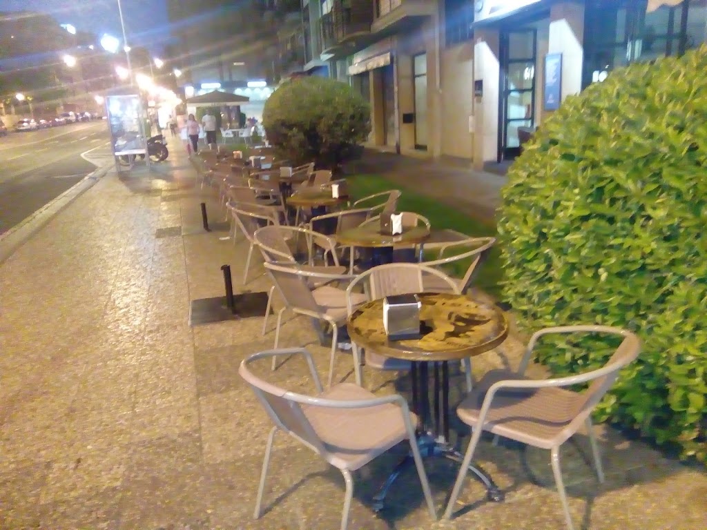 El Anden Cafe — Ambiente