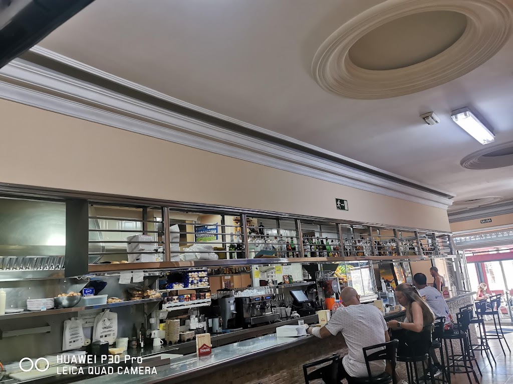 Bar Zumeria El Bocadillo de Tacoronte — Ambiente