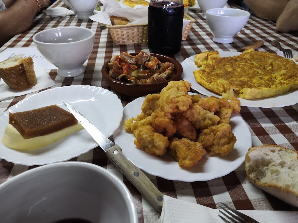 Furancho Do Faneco — Comida y bebida