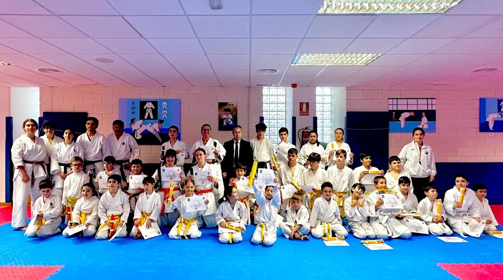 Club Karate-Do Antequera---Escuela de KARATE — Del propietario
