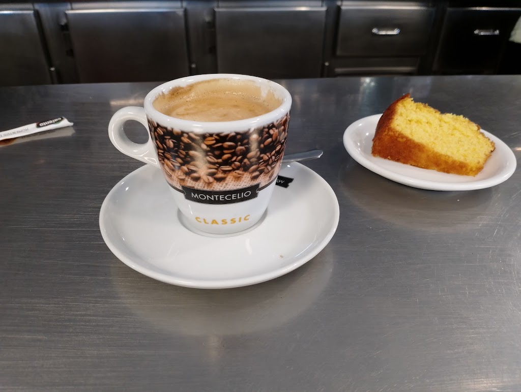 Cafe Bar O'Pote — Comida y bebida
