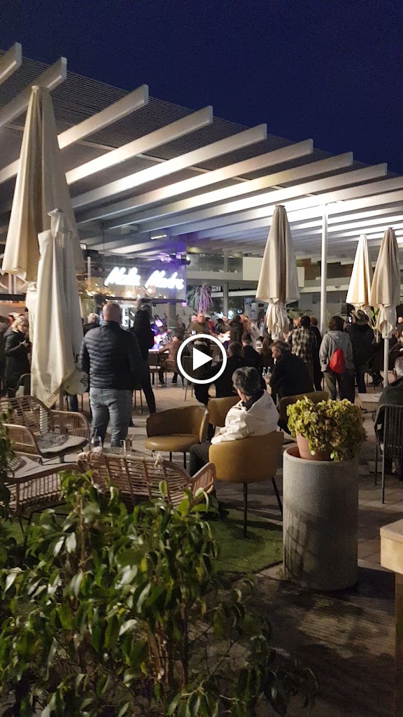 MALA MADRE RESTAURANTE — Ambiente