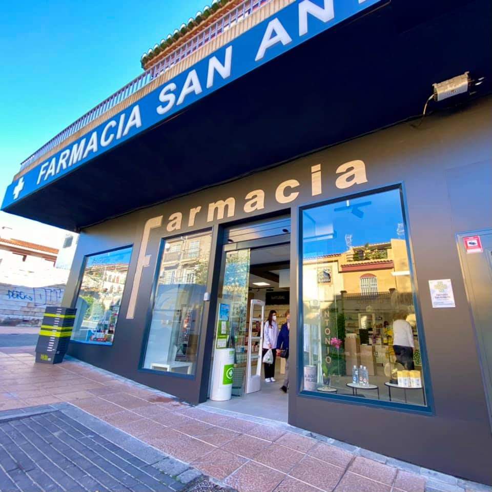 Farmacia San Antonio - Lda. Yolanda Escamez
