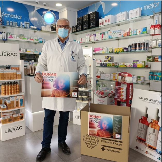 Farmacia Salvador Linares — Del propietario