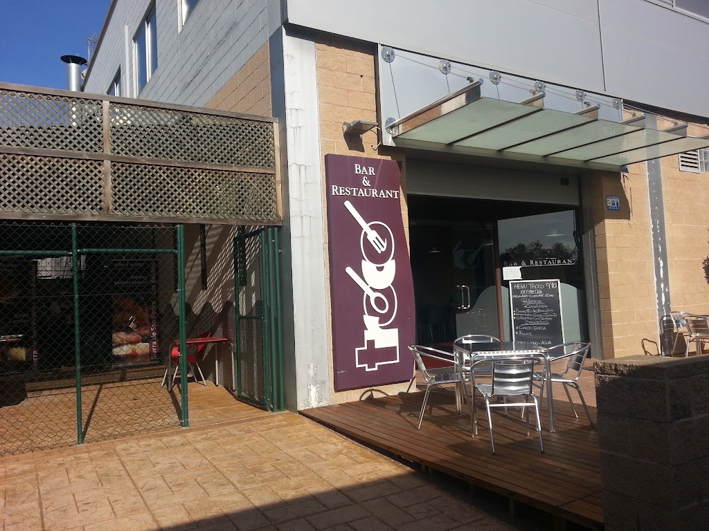 Husillos Recahu — Exterior