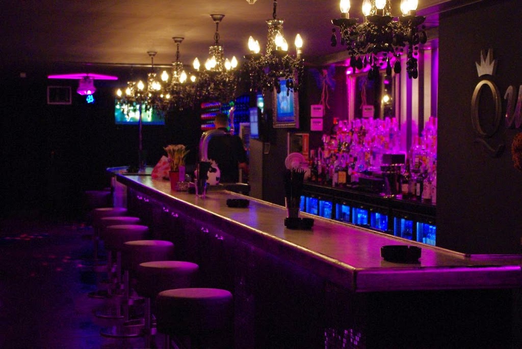 Queenz Music Bar — Ambiente