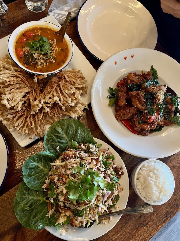 Yes Siam Thai Cafe and Bar