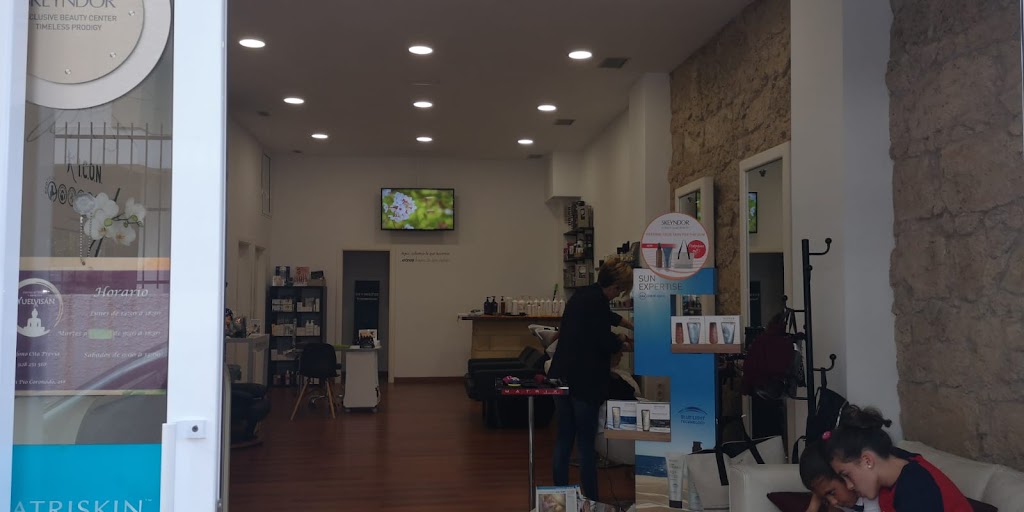 Centro de Belleza y Bienestar Yuelvisan — Interior