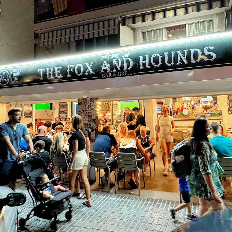 The Fox And Hounds