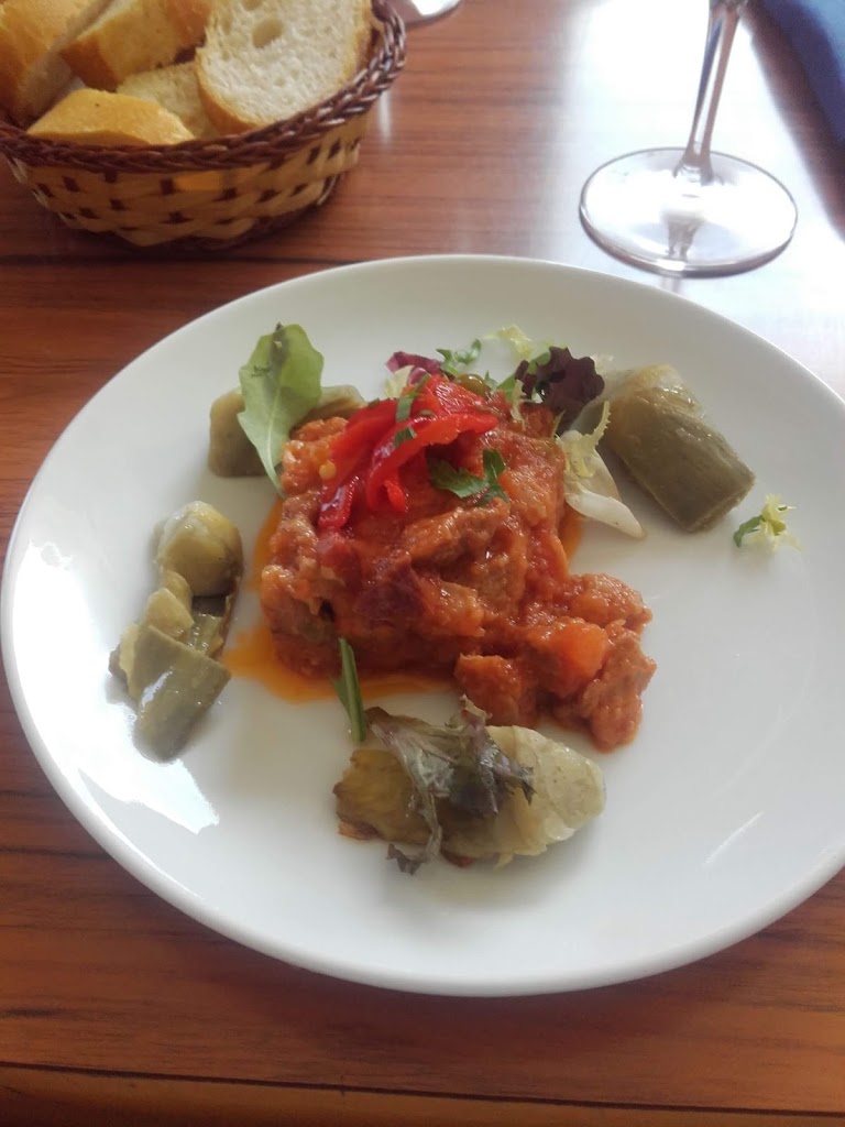La Cuina II — Comida y bebida