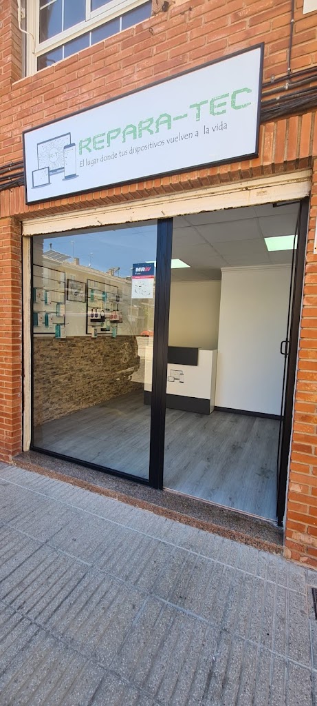 Repara-tec — Exterior