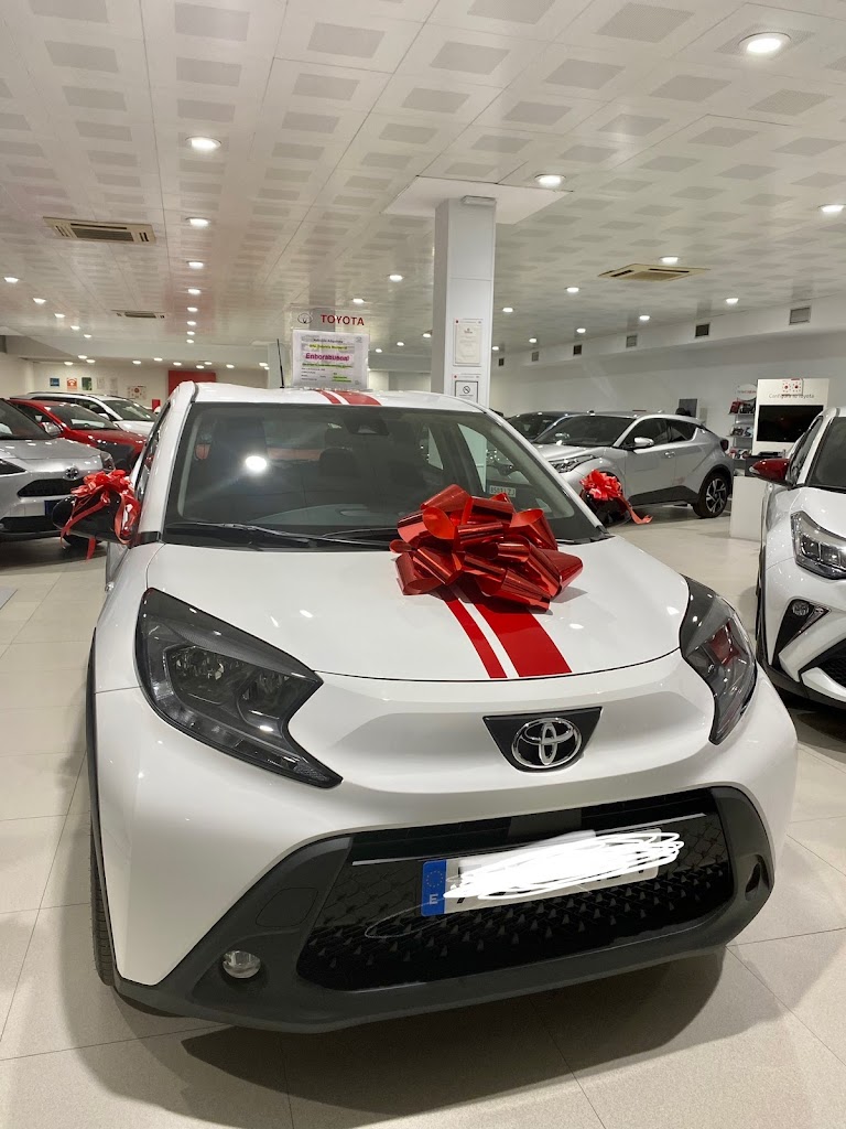 Concesionario Oficial TOYOTA - Cumaca Motor — Interior