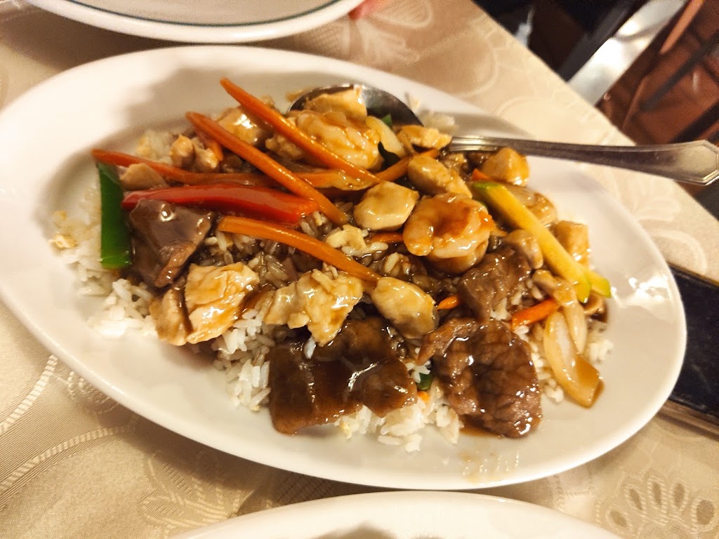 Cuenco de oro — Chow mein