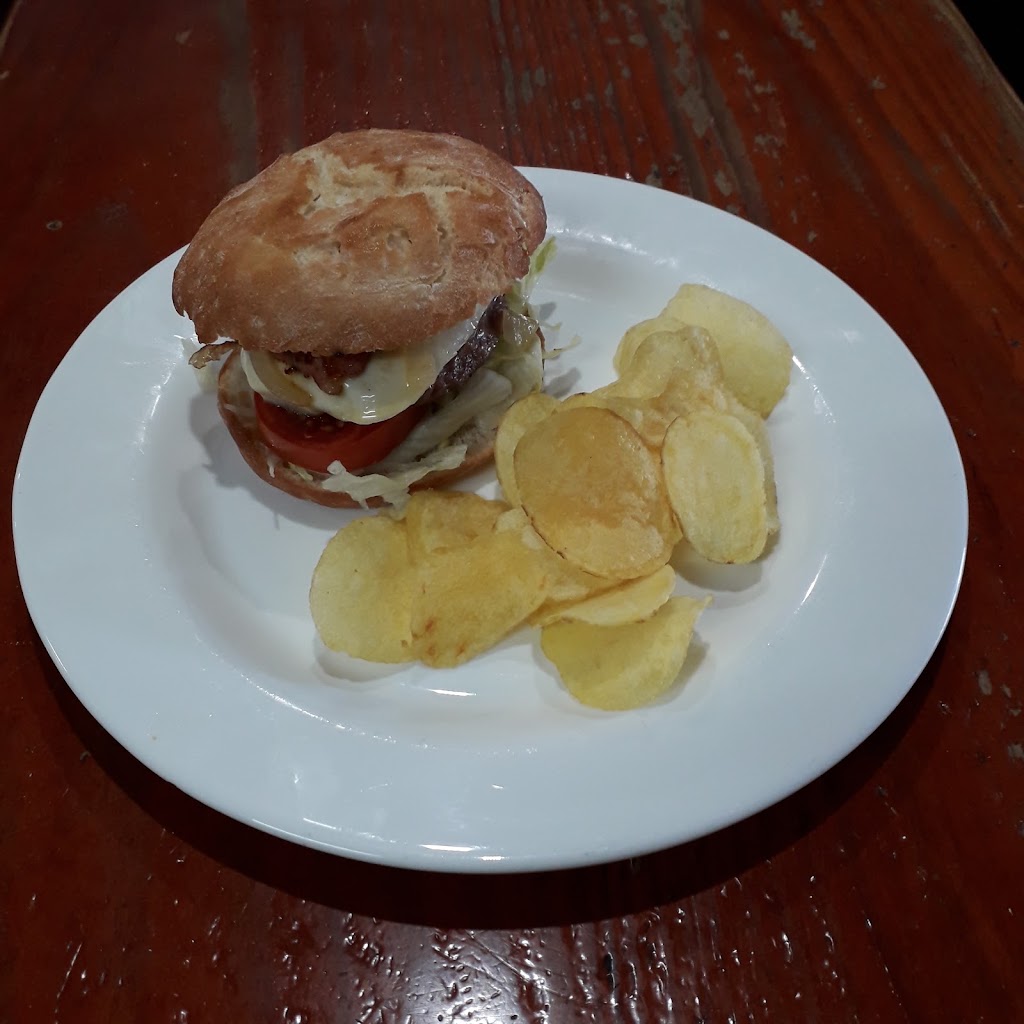 Cafe Bar Drac — Comida y bebida