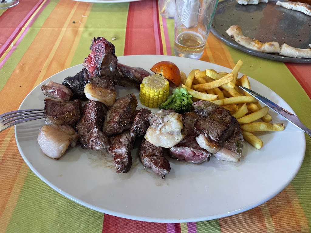 CANTINA DON RAFAEL — Comida y bebida