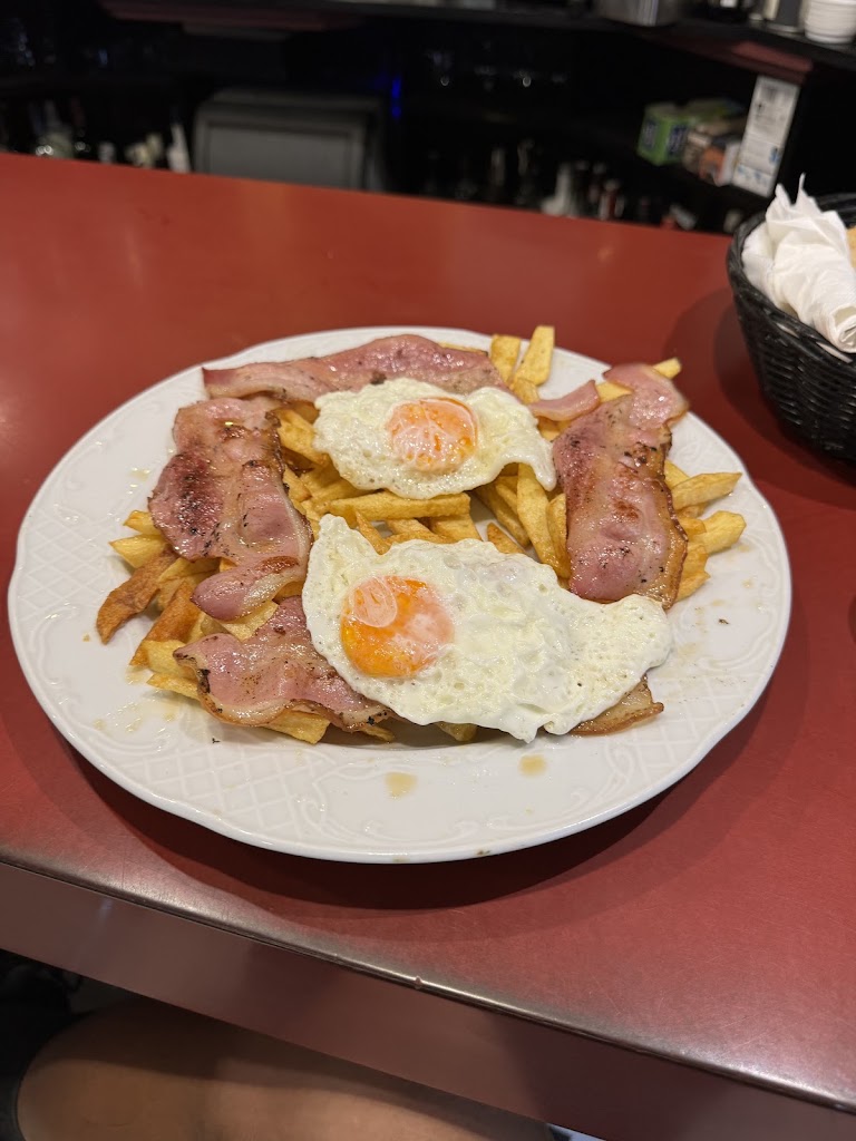 Cafeteria Luar — Comida y bebida