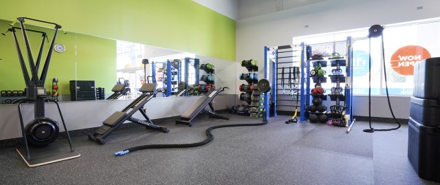  Blink Fitness Ontario