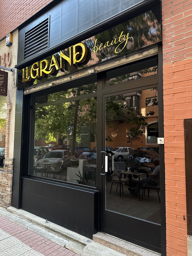 Li GRAND beauty — Del propietario