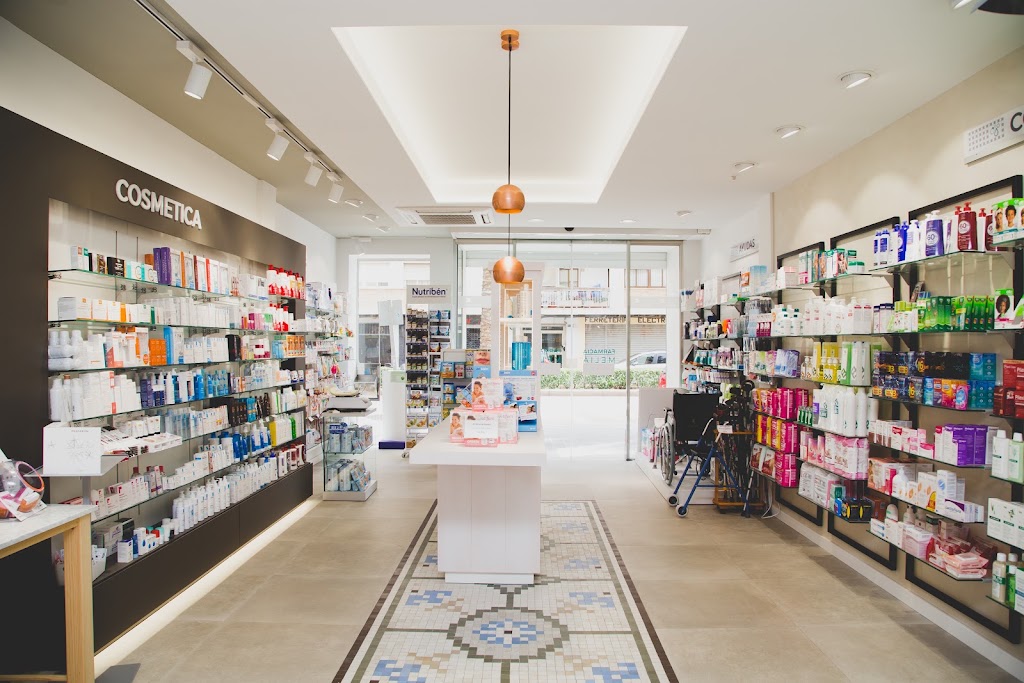 Farmacia Melia Montcada — Del propietario