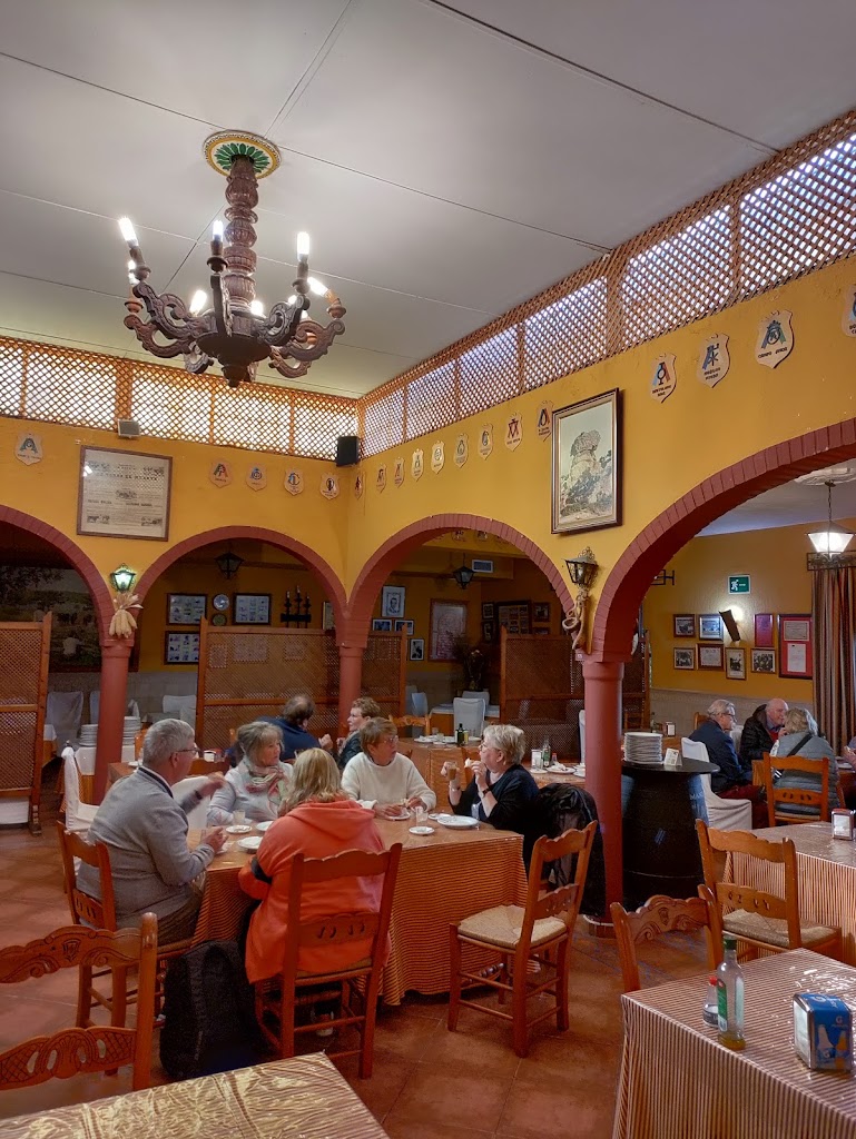 VENTA EL FRENAZO LOS BARRIOS RESTAURANTE — Ambiente