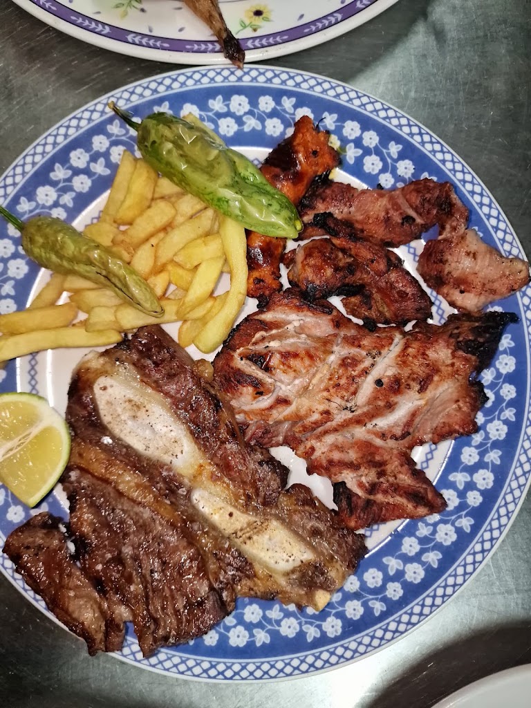 Restaurante Angel — Comida y bebida
