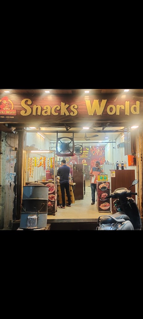 Snacks World