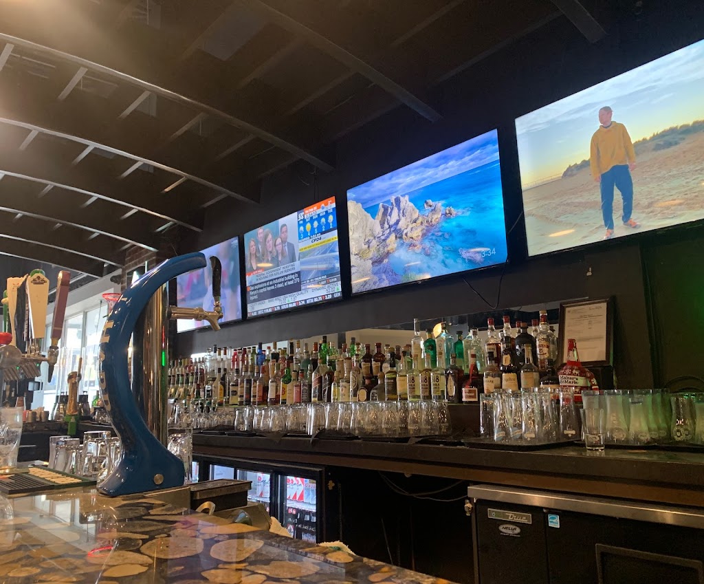 Bolton Jacks Pub & Grill in Bolton