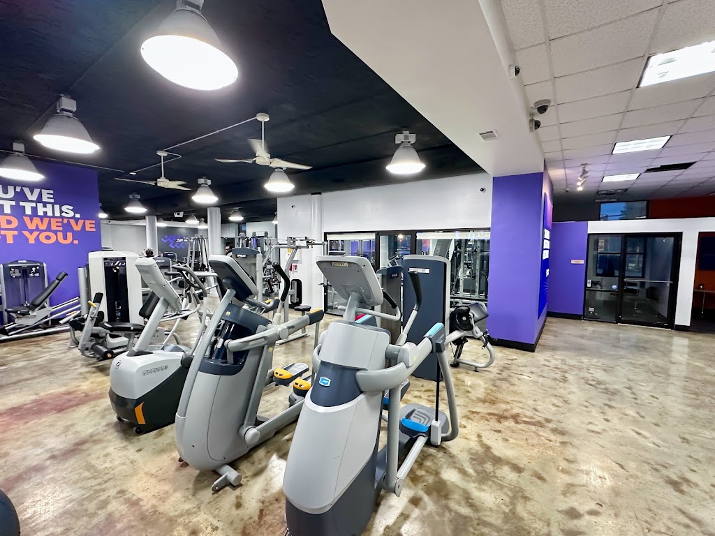  Anytime Fitness