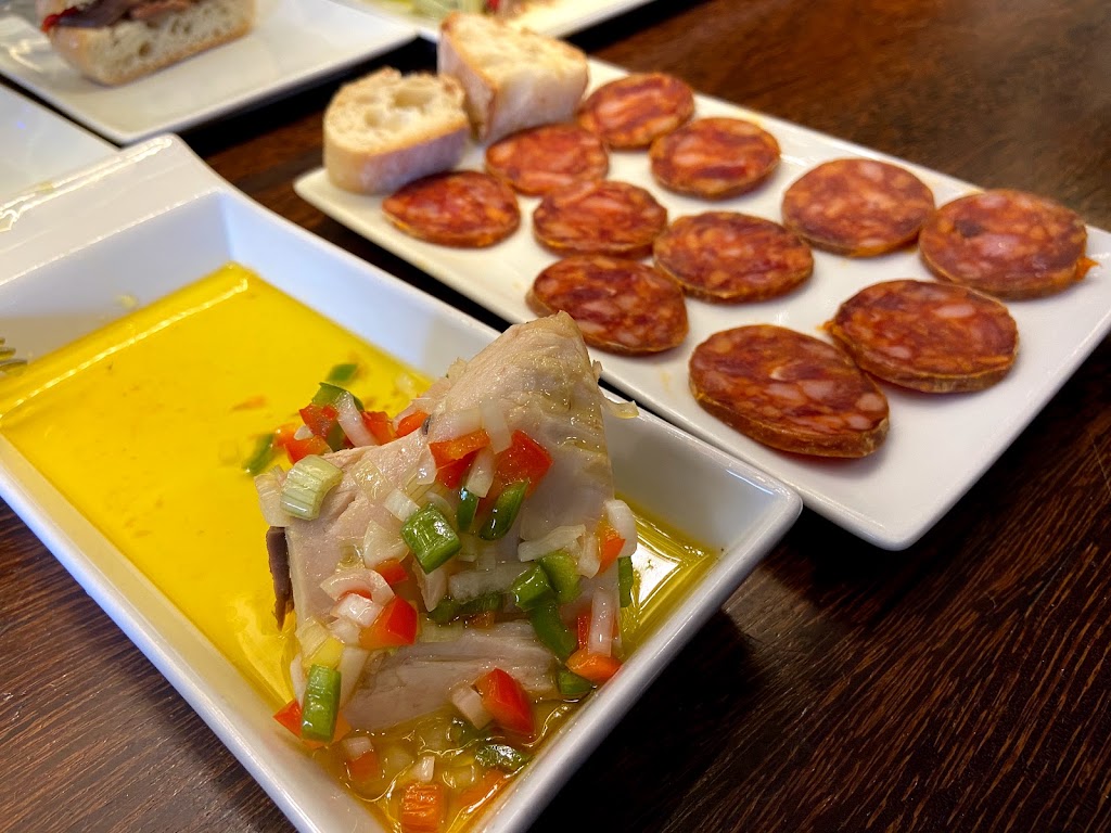 Biltegi — Comida y bebida