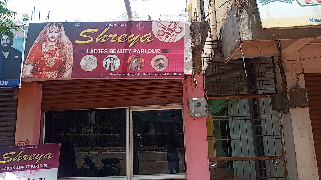 Shreya Beauty Parlour