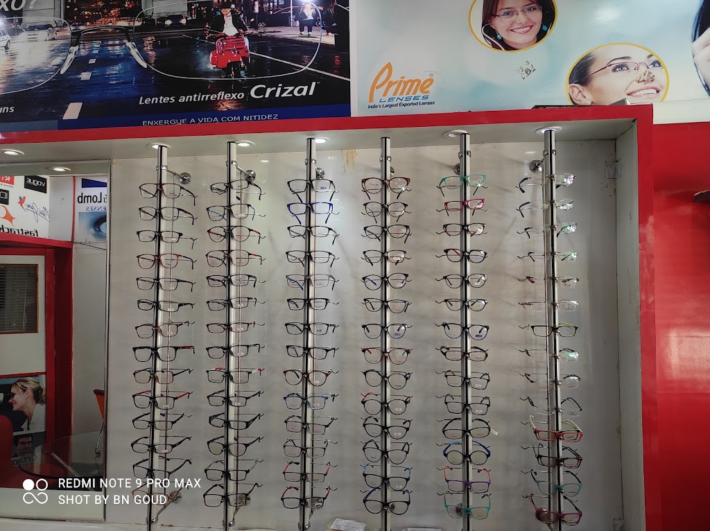 Varsha Opticals And Eye Clinic
