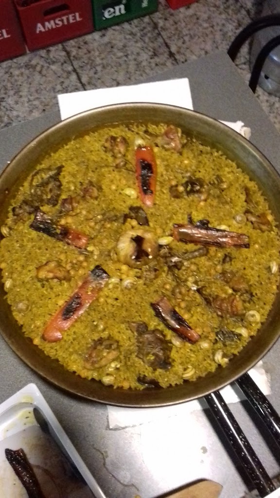 Bar Encuentro — Comida y bebida