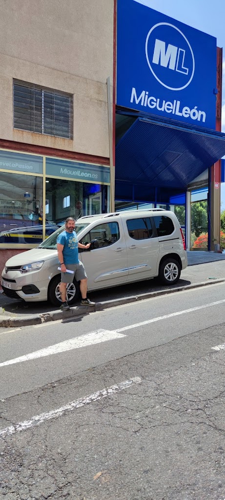 Miguel Leon Tenerife