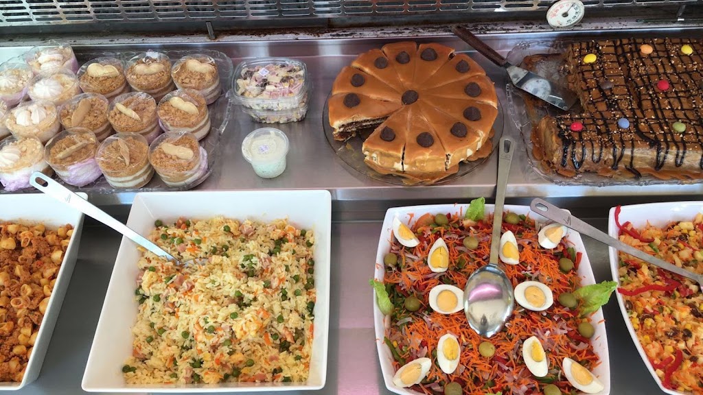 El Buen Comer Arrecife — Comida y bebida