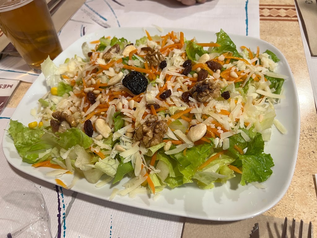 Restaurante - Cafeteria Juanito — Ensalada