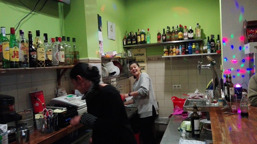 Bar Cafeteria Ebano — Ambiente