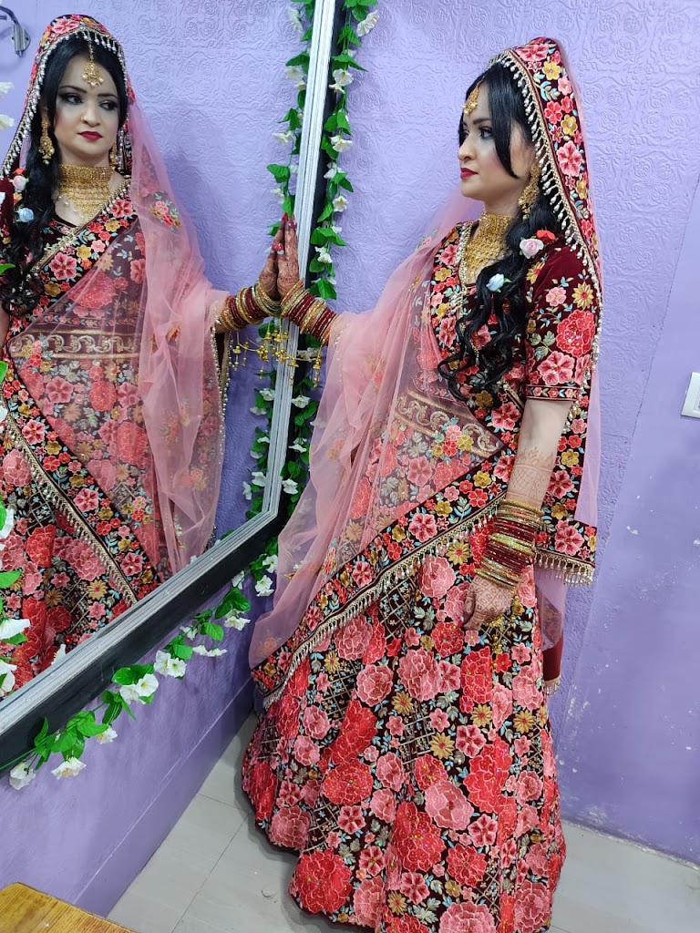 Saloni Beauty Parlour