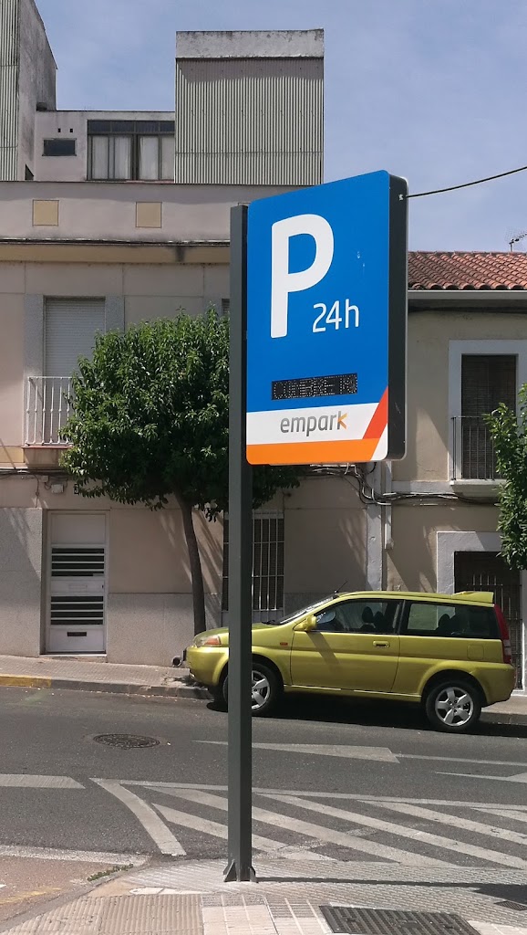 Parking Centro Merida telpark by Empark — Signo