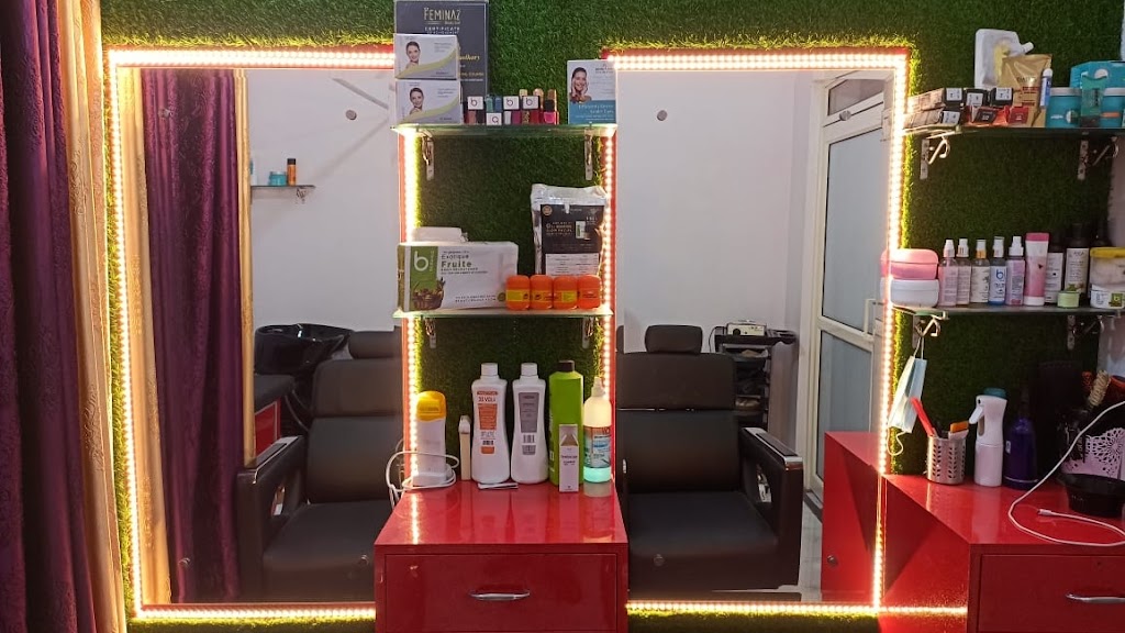 Golden Beauty Makeup Studio