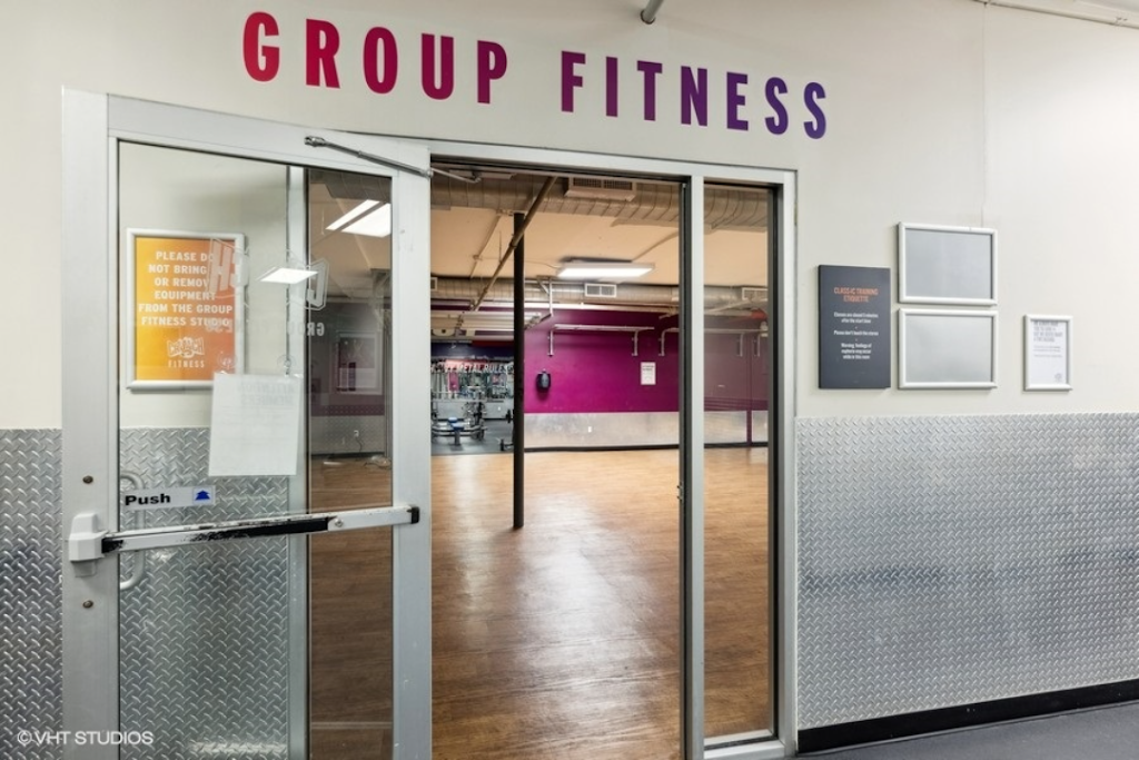  Crunch Fitness - Greenpoint