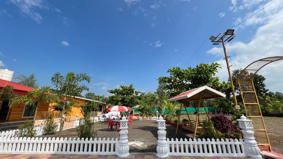 Green Leaf Resort