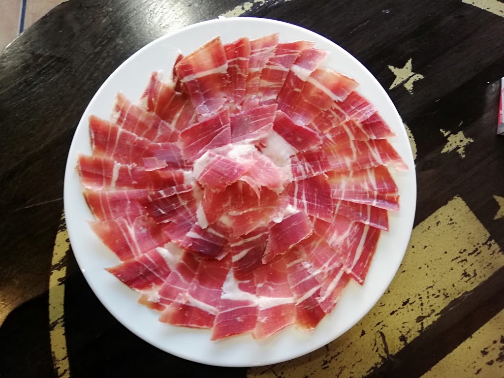Flamenco Uno Restaurante — Comida y bebida