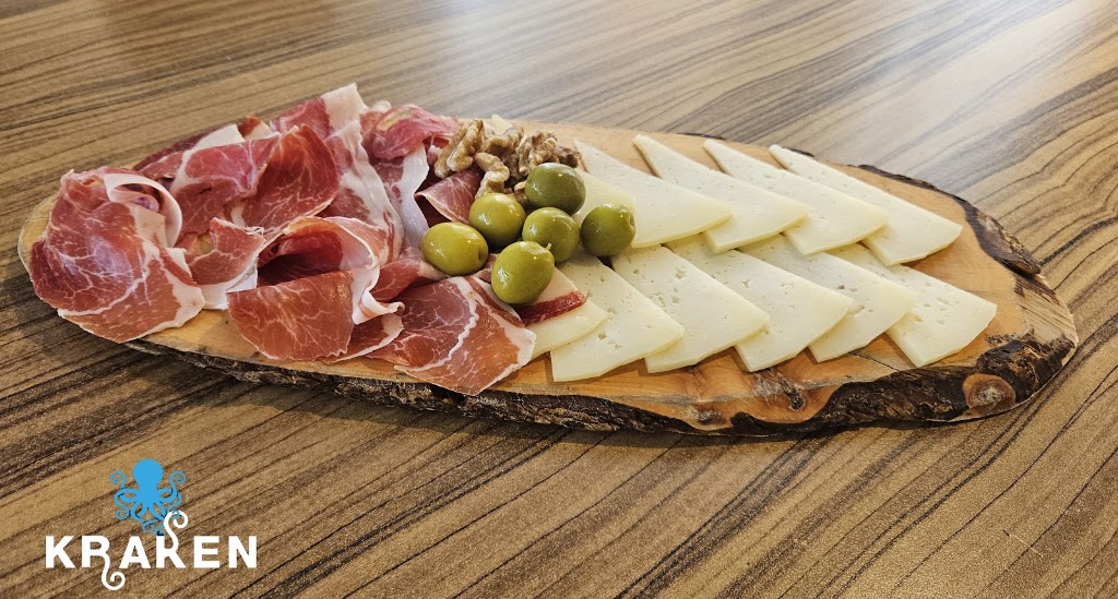 Kraken Bar Restaurante — Comida y bebida