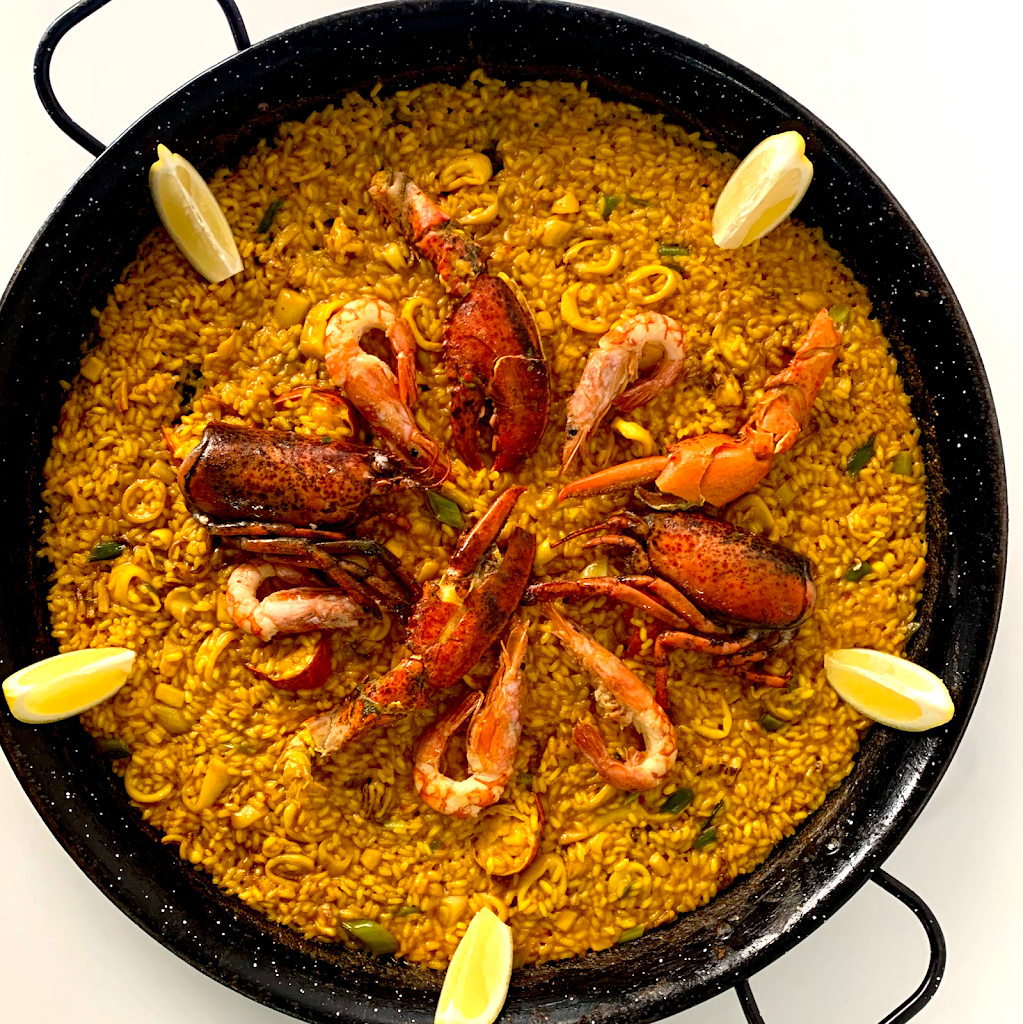 El Coralet — Comida y bebida