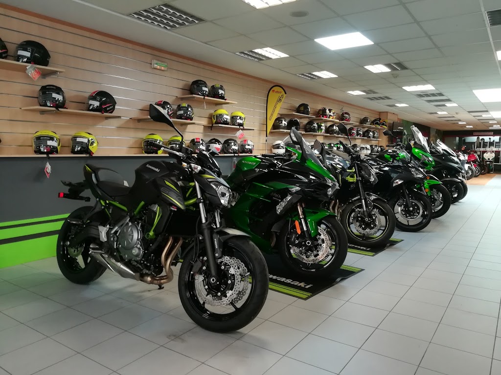 Puro Racing Concesionario Oficial | Ducati-Kawasaki- Moto Morini-MH Motor Hispania-Motos Electricas Pamplona — Interior