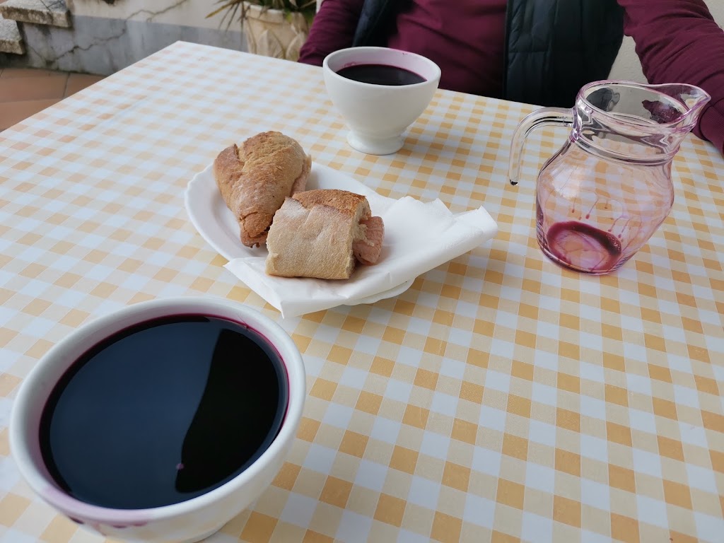 Furancho Do Mano — Comida y bebida