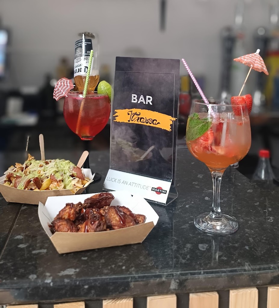 Bar Itxasoa — Comida y bebida