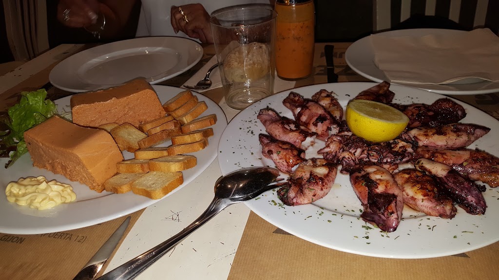 CAFE BAR NINO PUERTO — Churrasco